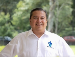 Dr. Vela Martinez